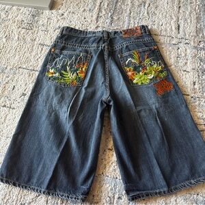 ECKO UNLTD Vtg 90's Men Jean Shorts Baggy Embroidered Cityscape Floral Jeans 34